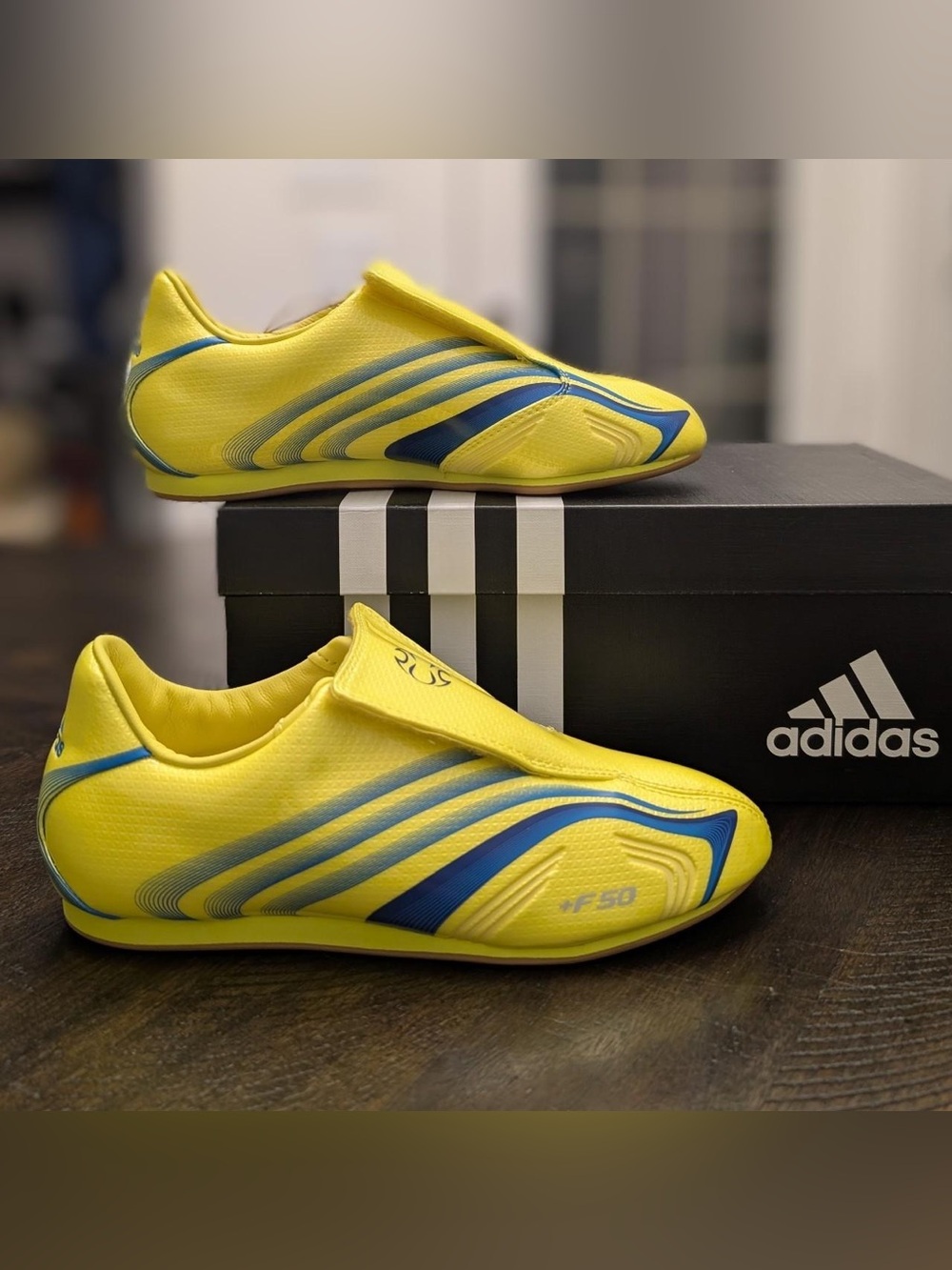 Adidas Taekwondo F50 Yellow Blue Sneakers NWT Men’s 5 JR6026